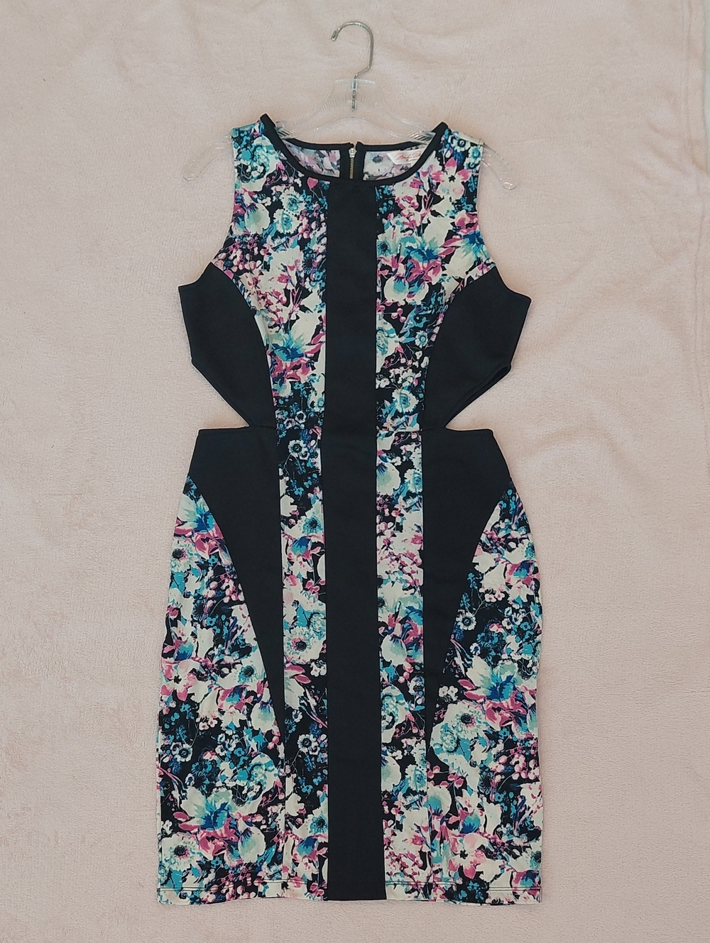 MARILYN MONROE Bodycon Floral Side Waist Cutout Dress NWOT